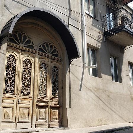 Family Guest House Tbilisi Exterior photo